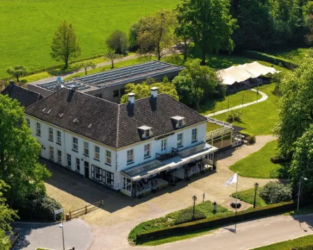 Landgoed Hotel & Restaurant Carelshaven Hotels in Delden