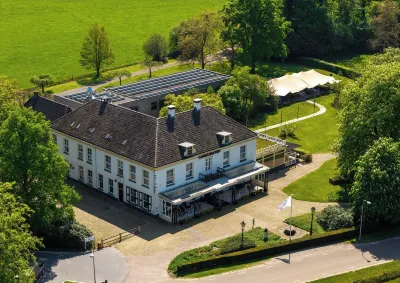 Landgoed Hotel & Restaurant Carelshaven Hotels near handelsonderneming k breukers