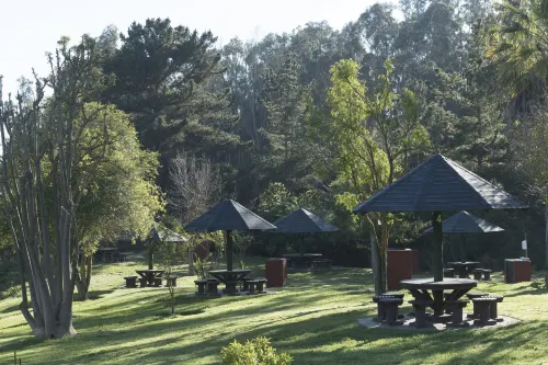 Hotel y Cabañas Huallilemu Sur- Caja Los Andes Hotels in El Tabo