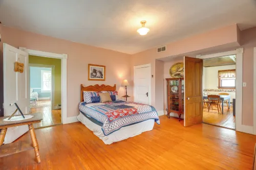 Spacious Owensville Getaway w/ Winery on-Site! - Parking