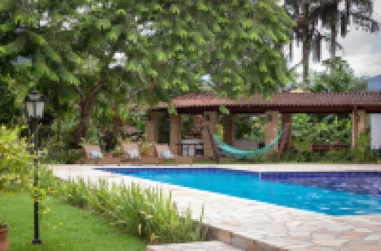 Pousada Chácara Das Acácias - Com Gerador de Energia