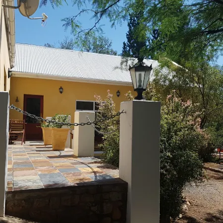 Steytlerville Villa Guest House