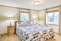 Montana's Emigrant Peaks Getaway: Apt w/ Amenities - 3-Star