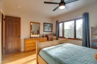 Chic Boulder Mountain Home w/ Hot Tub + Views - Balkon