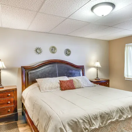 White Swan Lake Home Near Hiking & Snowmobiling!