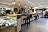 Hôtel Lacour Hotels in Eygliers
