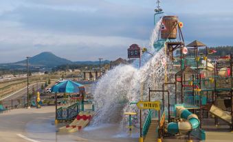 Jellystone Park at Larkspur