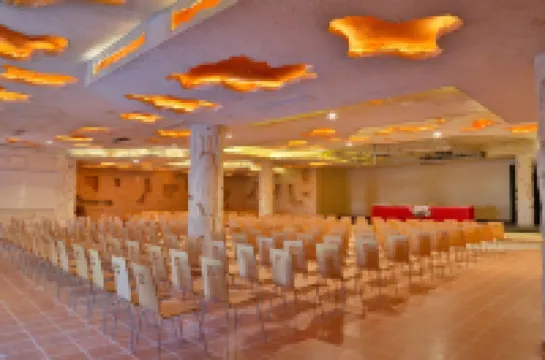 Welcome Meridiana Resort - Families and Couples Only