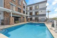 Spark by Hilton Phoenix East Mesa - Family