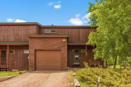 Cozy condo with great views of West Spanish Peak and Cuchara Mountain Park!