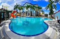 Villa Jhoana Resort Hotels in Taytay