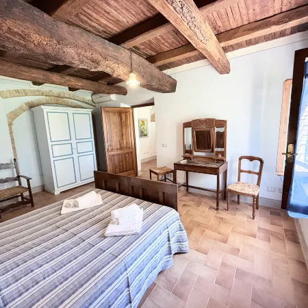 Elegant Farmhouse Retreat in Poreta, Italy