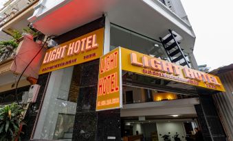 Light Hotel Ha Noi