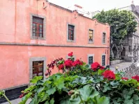 Casa Donceles - Amplios Departamentos Familiares en Centro Histórico Hotels near Teatro Hidalgo