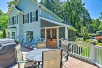 Creekside Brevard Home < 1 Mi to Downtown! - 3-Star