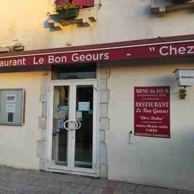 Le Bon Geours Hotel Exterior