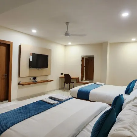 Hotel The Avirajan