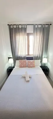 Ayz Sierra de Meira - Auto Check-in Property Hotels in Madrid