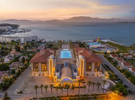 Radisson Blu Resort and Spa, Cesme Отели в г. Boyalik Mahallesi