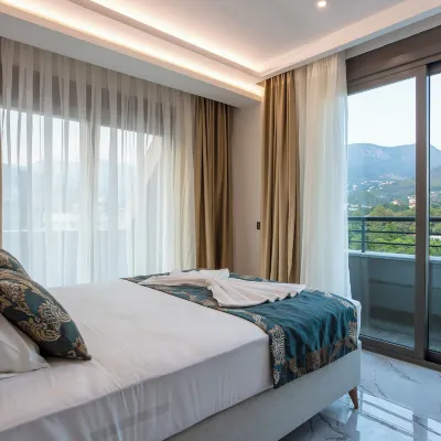 Loovox Suites Hotels near Dim Cave