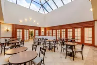 Clarion Hotel & Conference Center Toms River - Aamiainen
