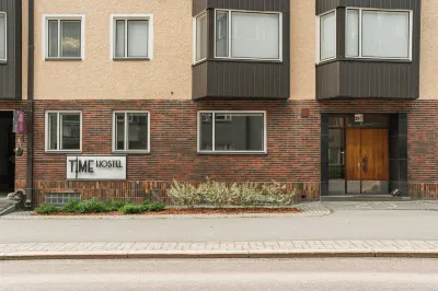 Time Hostel Hotel a 
