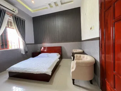 KHÁCH SẠN NHƯ BÌNH 2 Hotels near Trung Tâm Hội Chợ Triển Lãm Bạc Liêu