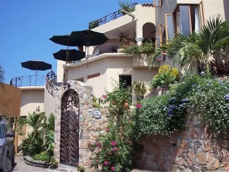 Casa Mariluna - Lovely Sayulita Beachside Villa