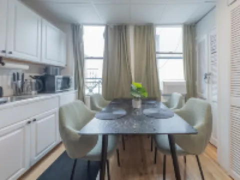 Calm Cocoon by the Train+We Pay Half Your Parking, Sleeps 6! 20% OFF 7 days