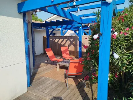 Maison Entre LAC ET Ocean A Hourtin EN Gironde, Idéal Avec de Jeunes Enfants ! Отели в г. Уртен