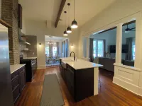 Spacious 4-bedroom house on historic Hopkins street San Marcos with WiFi, AC