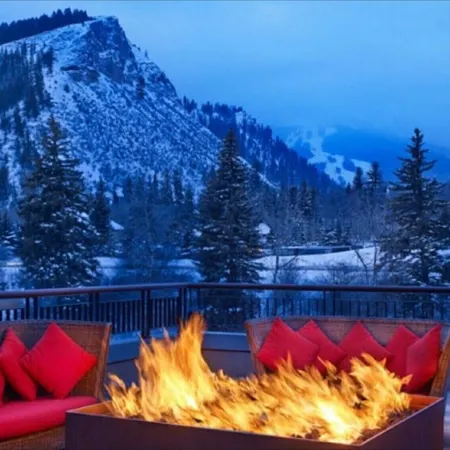 Luxury Westin Resort and Spa Ski-in/out, sleeps 8, Mountain Views