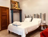 Gumbo Limbo Art Cabana - Stunning Peaceful Cabana, Steps From Ocean, Free Bikes