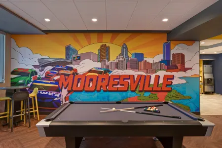 Tru by Hilton Mooresville Отели рядом с достопримечательностью «Trump National Golf Club Charlotte»