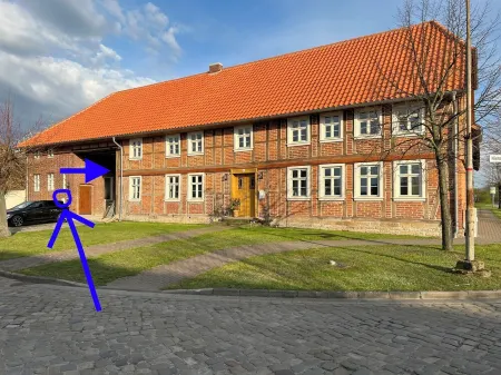 Vacation apartment & studio with outdoor lounge & barbecue