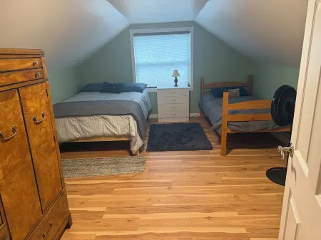 Charming 3-bedroom house in wonderful Mio with WiFi, AC.