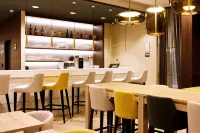 Hampton by Hilton Berlin City East Side Gallery - バー