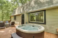 Private Hot Tub & Fire Pit: Family Broadway Cabin - parking