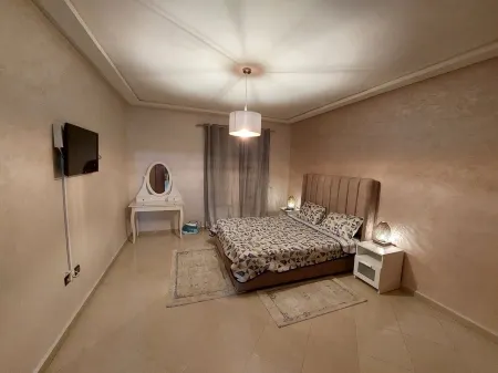 Appartement Centre-ville Отели в г. Кенитра