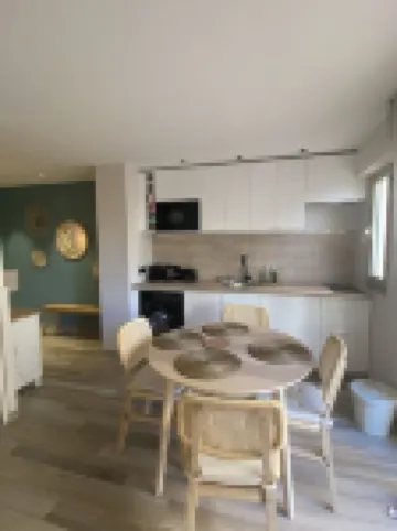 Magnificent T2 in the city center with swimming pool