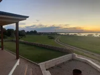 Seaview Escape - 3 bedrooms, sleeps 7