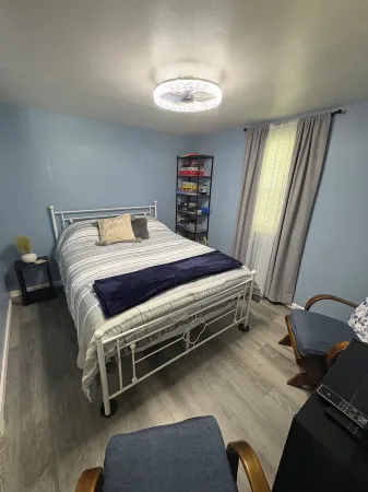 Charming 2-bedroom Cottage by the River