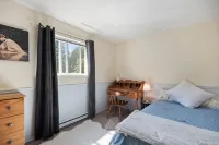 Pet Friendly Family Home in Shawnigan Lake Hotel a Shawnigan Lake