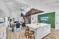 Amazing Tropical Pool House Delray Near Ocean- 4 bedrooms 3 baths- - 4-نجوم