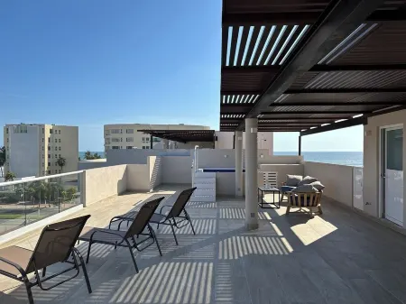 Punta Arena - Beach - Pool - WiFi - Jacuzzi