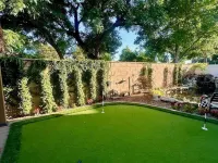 Luxury Spa Resort: Pool, Jacuzzi, Sauna, Waterfalls, Koi Pond, Putting Greens Western University of Health Sciences附近的飯店