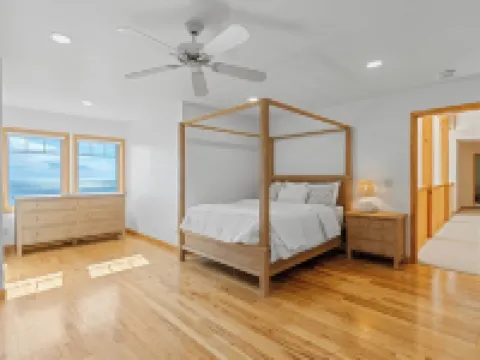 Stunning Luxury Home on the Sandy Beach Shores of Lake Michigan!! Hotels in Sevastopol