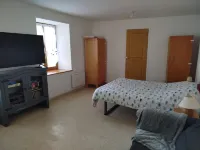 Studio in the heart of Seyne's citadel ski village and lake.