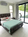 Modern Oceanfront  4-bedroom house with pool, WiFi, AC in lovely town of Cabrera Các khách sạn ở 