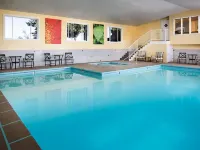 Comfort Inn & Suites Ashland Hotels in Ashland